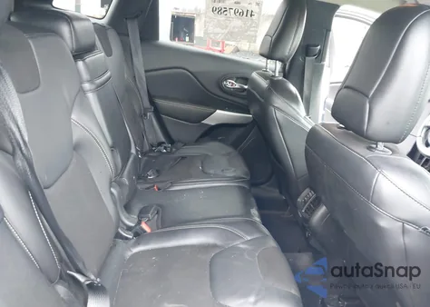 2018 Jeep Cherokee Latitude Plus 4X4 из США, поврежденный, VIN 1C4PJMLB3JD562727